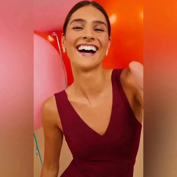 Altar'd State Senna Luxe Crepe Dress Cabernet NWT - Picture 4 of 8